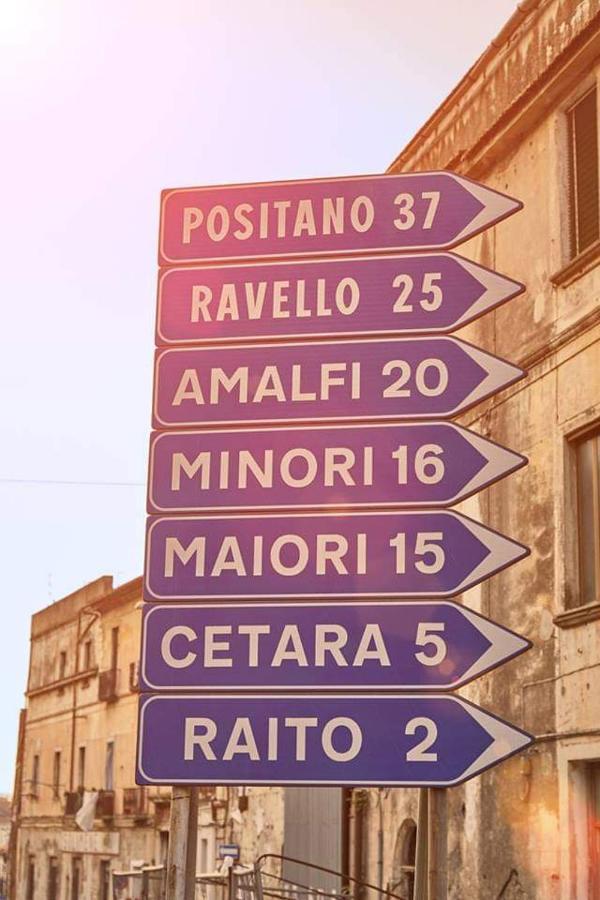 Casa Ricordi Hotel Vietri Bagian luar foto